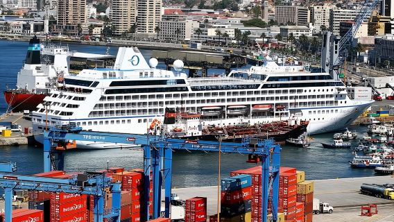 Cruise Pick up + Tour Valparaiso Viña del Mar Drop off at Hotel in Santiago