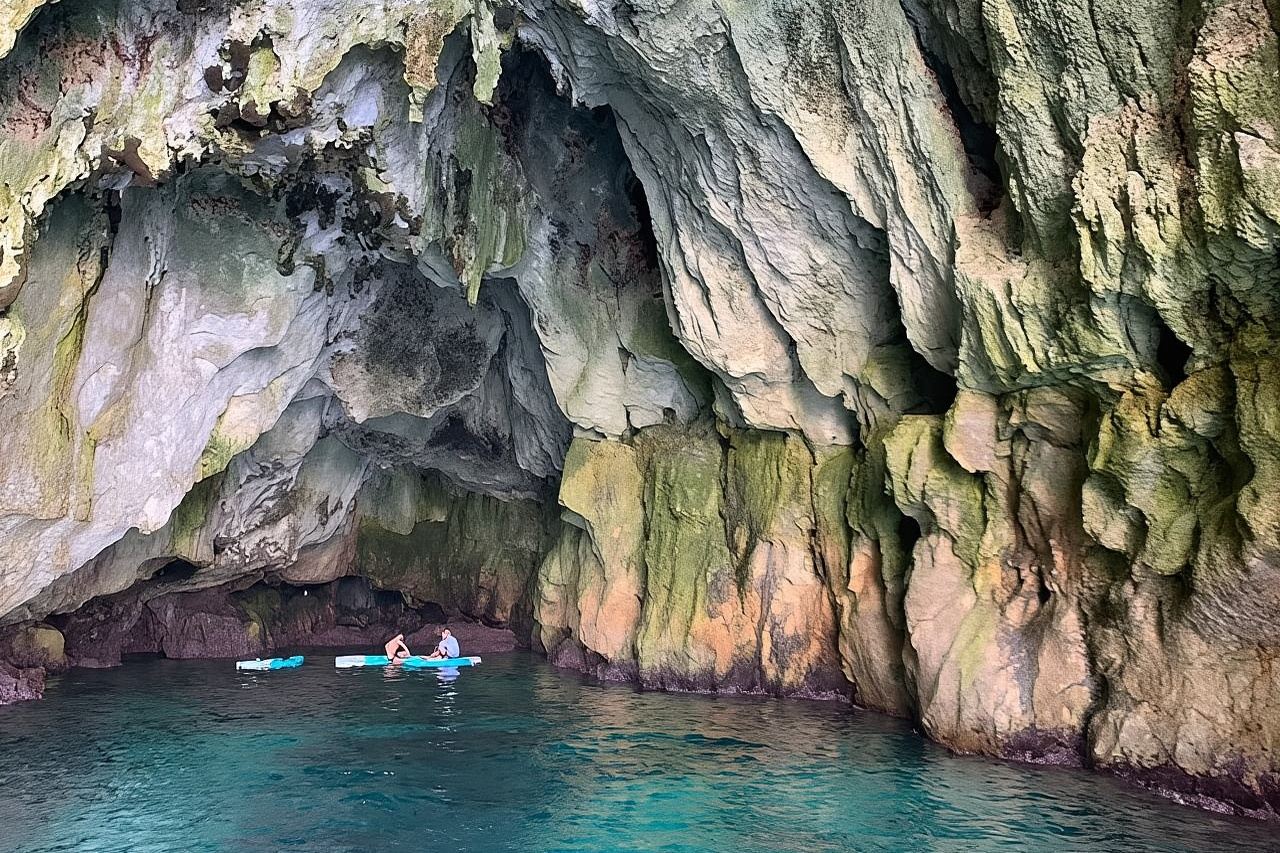 Syracuse Boat Excursion with Snorkeling to the Sea Caves