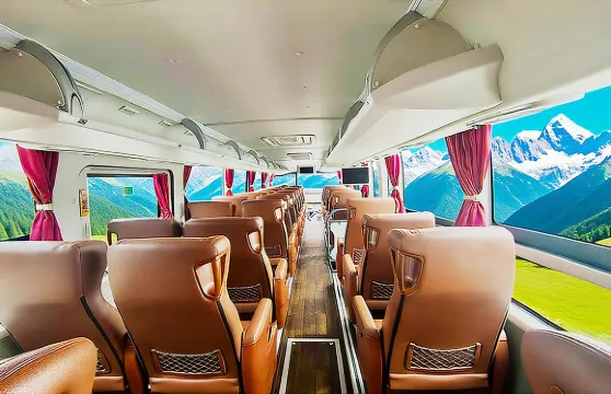 成都-四姑娘山出發 接駁車【2+1豪華保姆】去程·返程可選｜正規車輛·舒適空調/豪華保姆2+1大巴可選