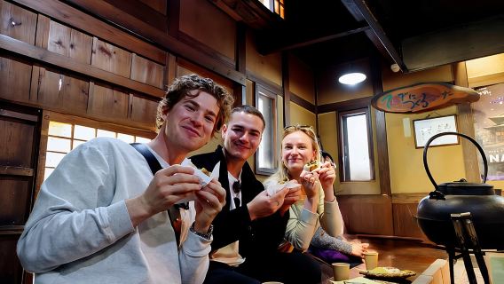 Food & Cultural Walking Tour around Zenkoji temple in Nagano