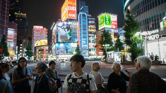 The Dark Side of Tokyo - Night Walking Tour Shinjuku Kabukicho