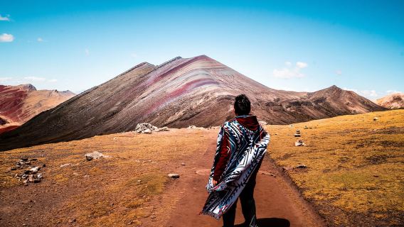 From Cusco: Rainbow Mountain with buffet lunch