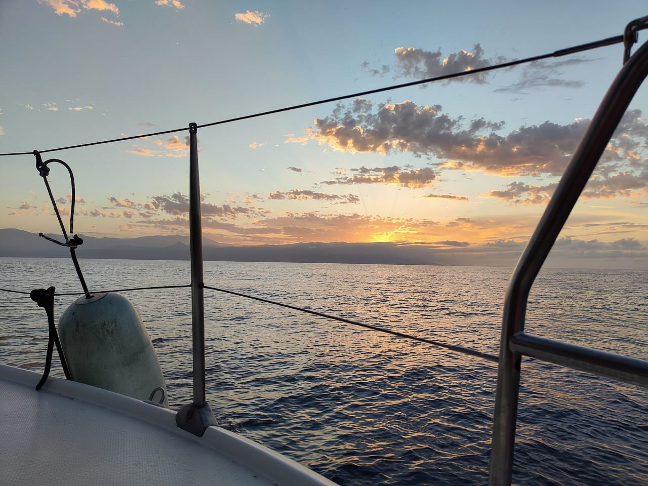 Dia Sailing Cruise With All-inclusive Meal And Drinks