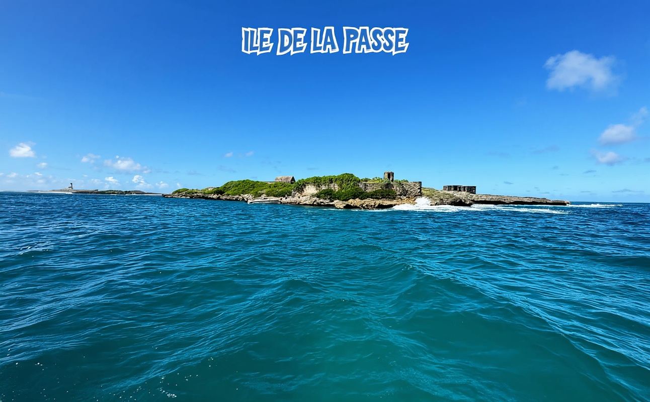 Mauritius: 5 Islands of the East Speedboat Tour with BBQ