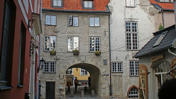 Riga: tour a piedi della città vecchia con i punti salienti dell'Art Nouveau