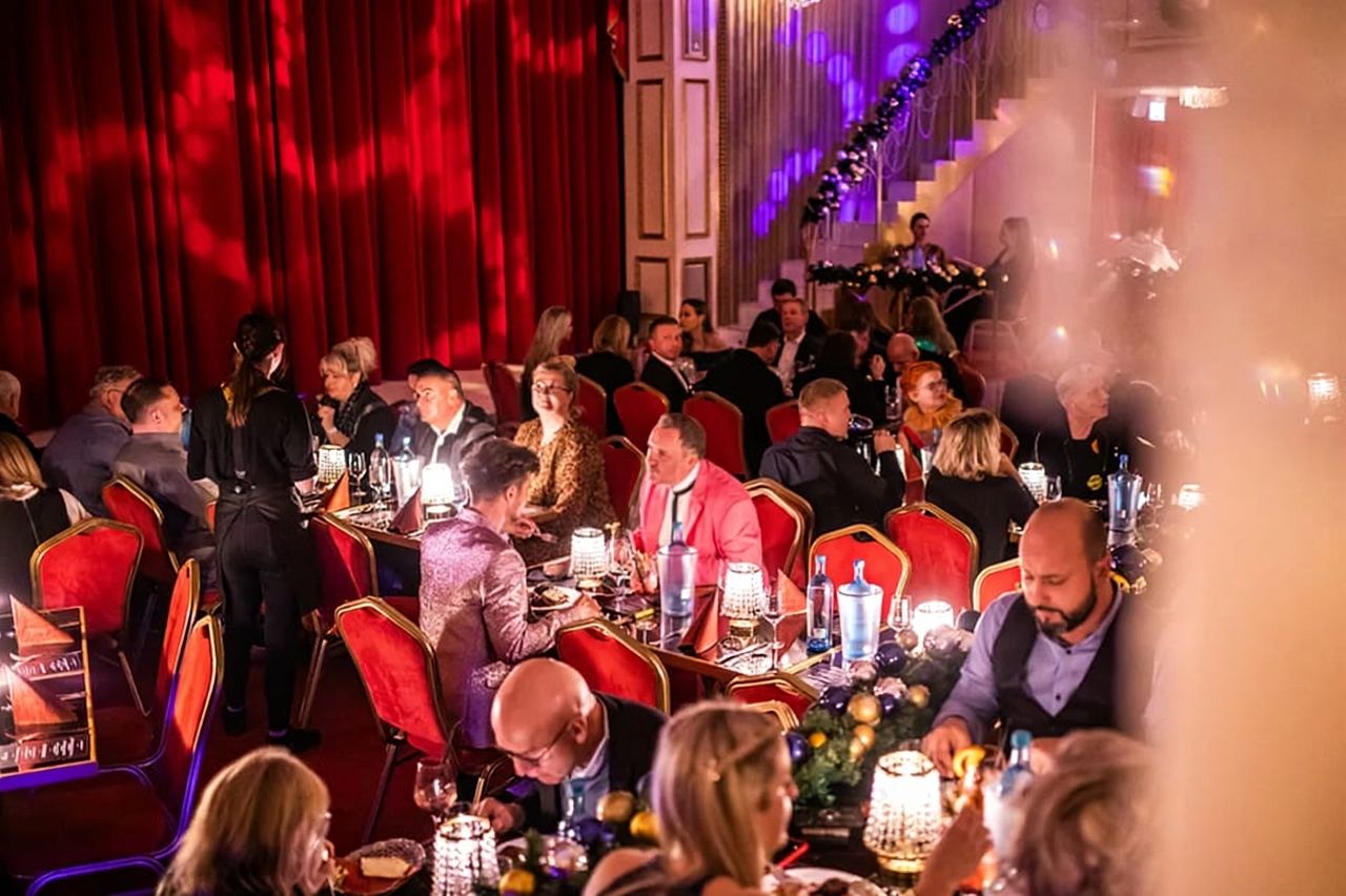 Dresden: Entrance Ticket for Travesty Revue Show