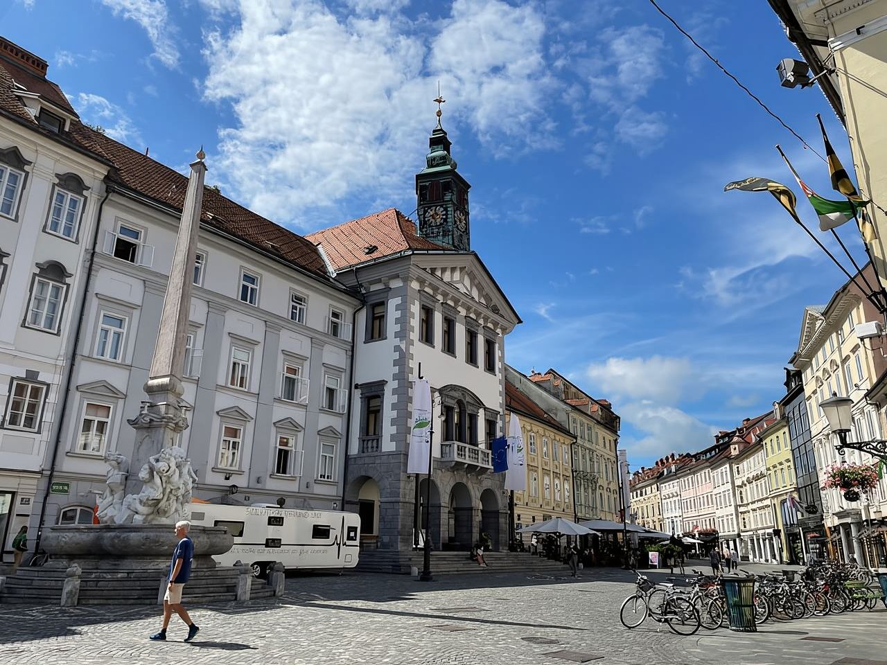 Da Zagabria: Lubiana con funicolare e lago di Bled