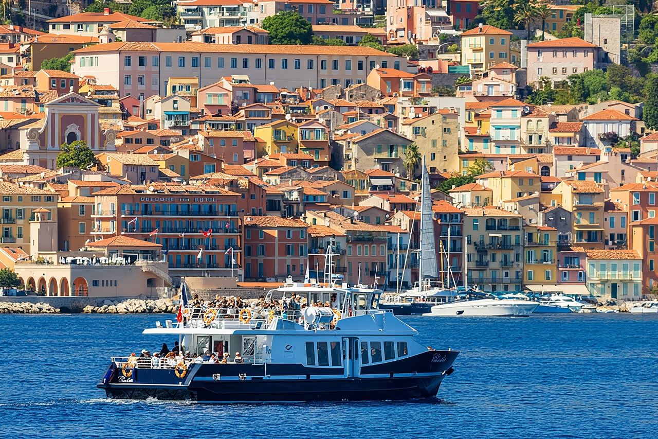 Mediterranean Coastal Sightseeing Cruise from Nice