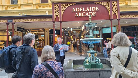 Adelaide: Tour đi bộ khám phá đặc biệt có đồ uống và đồ ăn nhẹ