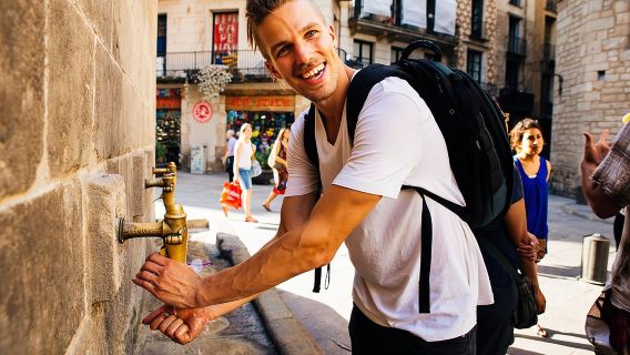 Tour privado por los lugares más destacados y los rincones secretos de Barcelona