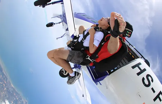 Skydive Thailand高空跳傘黃金套票大小同價