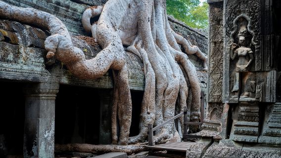 Full day exclusive tour for the main temples in Siem Reap