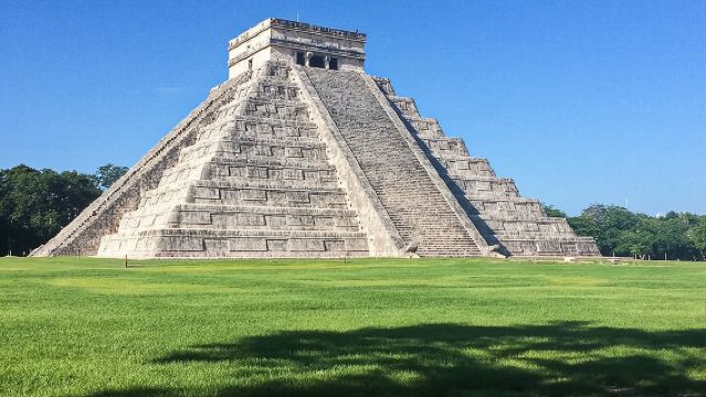 Skip the Line Chichen Itza Private Tour, Sacred Cenote & Lunch