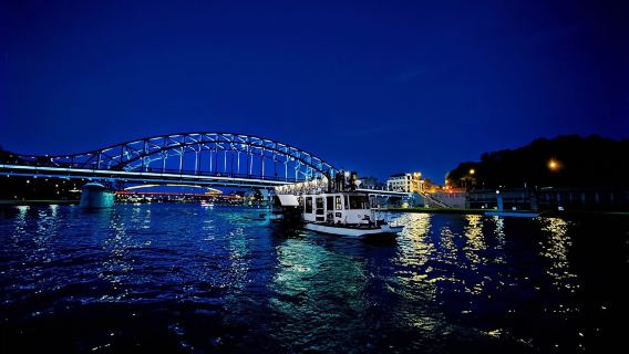 Night cruise on the Vistula in Krakow