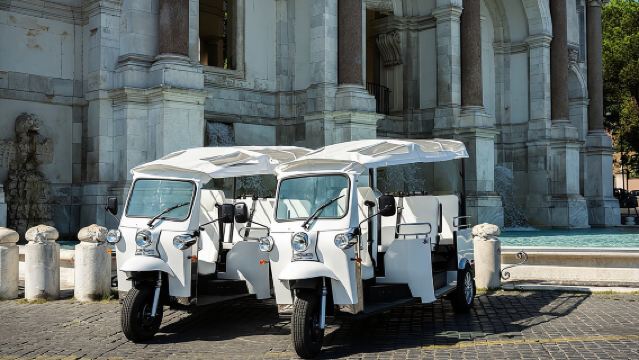 Tour Privato di 2 Ore in Tuk Tuk VIP con Prelievo dall'Hotel e Prosecco