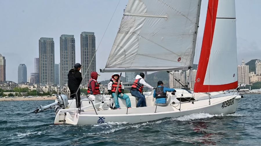【大連帆船出海】大連星海灣遊艇港帆船包船出海