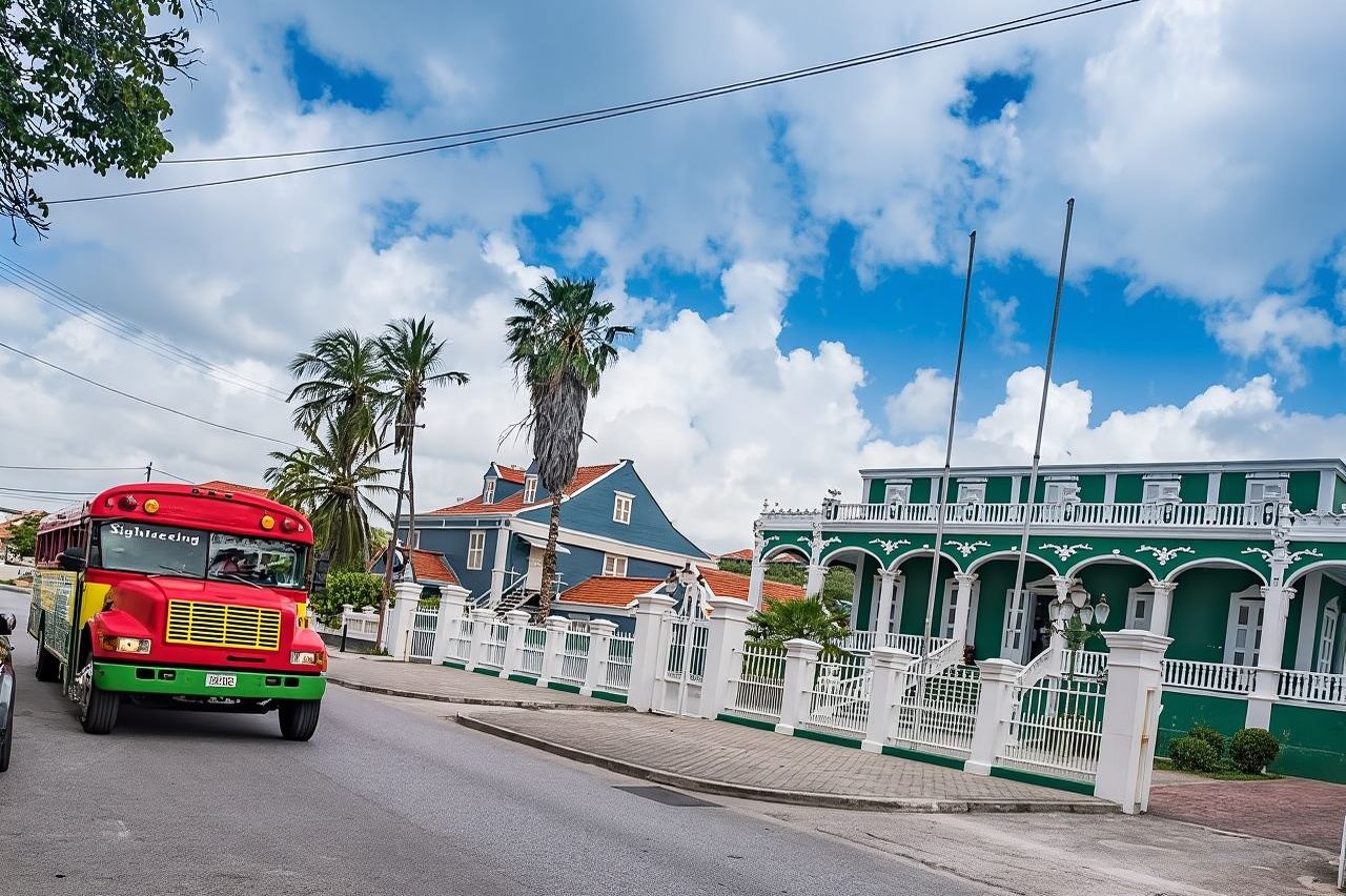 Curacao: tour di mezza giornata a Willemstad con degustazione di Blue Curacao