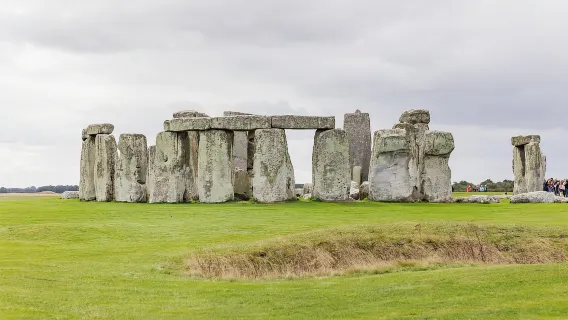 Londra: tour di un giorno intero al Castello di Windsor, Stonehenge e Bath