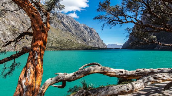 Huaraz에서: Llanganuco Lagoon + Callejon de Huaylas