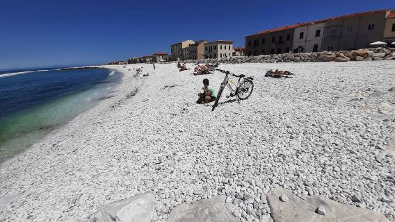 Pisa: in bicicletta fino al mare con un tour autoguidato