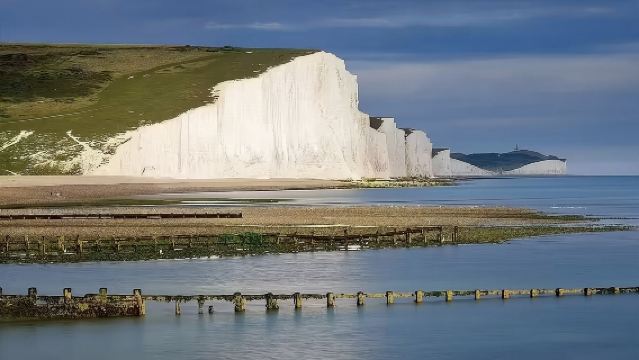 London 1-day tour: Canterbury + White Cliffs of Dover (join-in tour available daily, contact customer support for details)