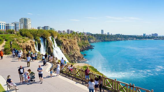 Antalya: tour della città con gita in barca, centro storico e cascate