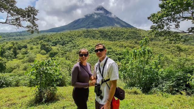Excursión naturalista al volcán Arenal