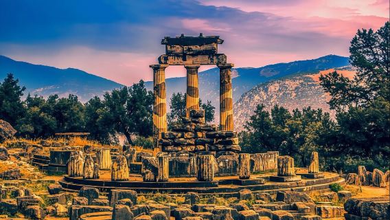 Athens Delphi one-day tour(Lunch Included, English Tour)