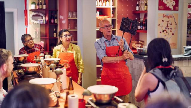 The Waffles 'n Beer Workshop in Bruges Centre