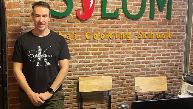 是隆泰式烹飪學校及新鮮市場之旅