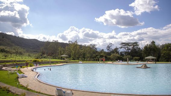 From Nairobi: Day Trip to Lake Naivasha and Hell's Gate