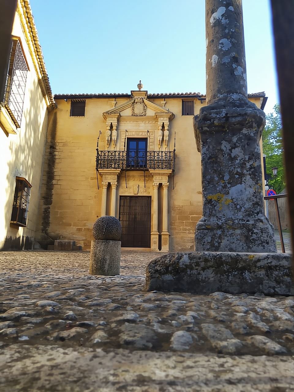 จากฟูเอนจิโรลา: ทัวร์ Ronda และ Setenil de las Bodegas หนึ่งวัน