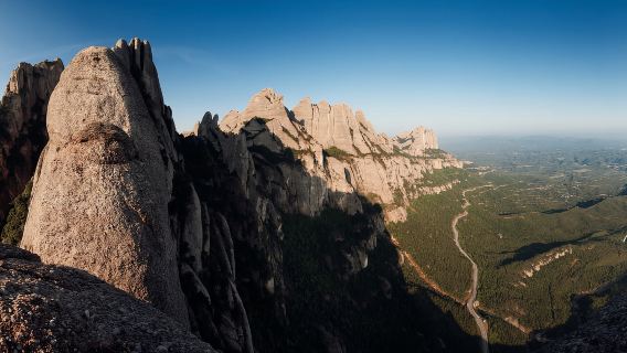 Из Барселоны: однодневная поездка на Монсеррат с пешим туром
