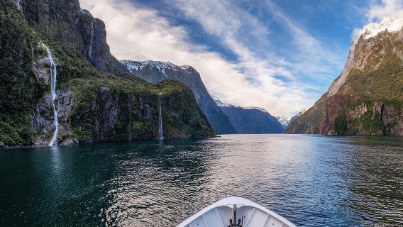 Premium Milford Sound Tour, Cruise & Makan Tengahari dari Te Anau