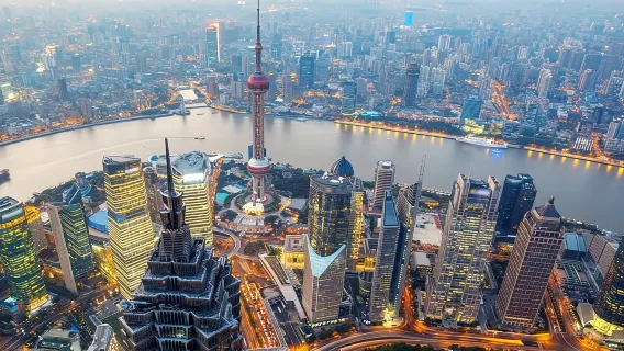 Tur Pribadi Setengah Hari di Shanghai Bund dengan Pelayaran Sungai atau Pemandangan Menara