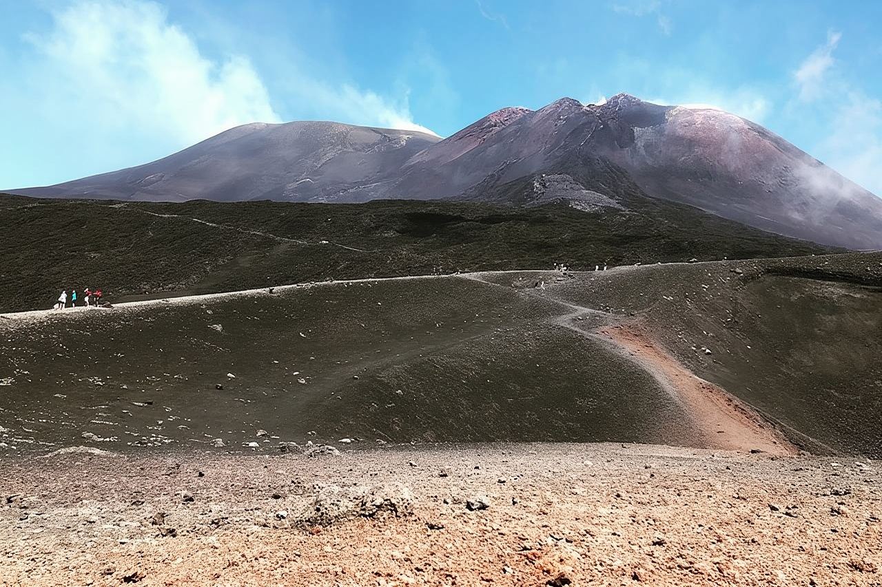 Area Sommitale dell'Etna (2900 mt) Pranzo e Tour dell'Alcantara - Piccoli Gruppi da Taormina