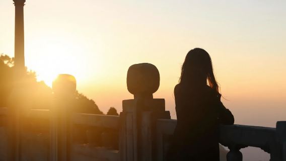 デンマークのコペンハーゲンでの旅行写真【ドライバー兼ディレクター、旅行写真、航空写真+ウェディング写真、マイクロフィルム+メイクアップと衣料品&アクセサリー+カスタムチャーター車】