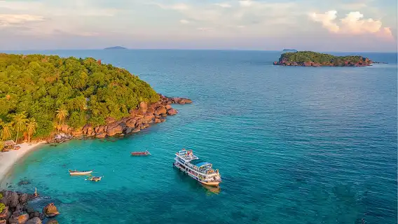 越南 富國島香島纜車/水樂園/浮潛一日遊(快艇/大船遊3島)