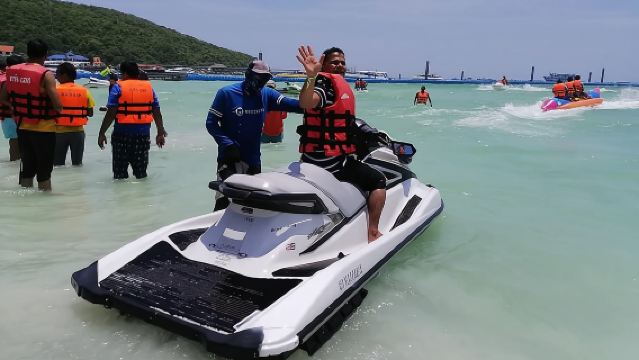 Coral Island Pattaya: Indian Lunch, Transfer (India Travelers)