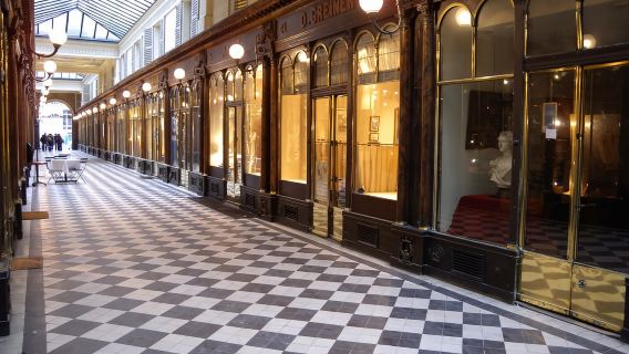 Descubre los pasadizos secretos de París