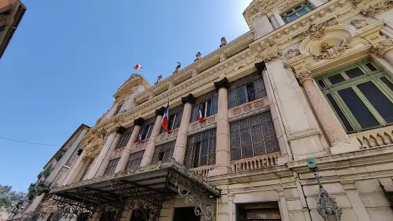 Nice: Sightseeing Walking Tour with certified tour guide