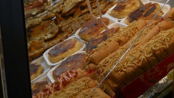 เมเดยิน: ชิมอาหารริมทางบนดาดฟ้าของเอลโปบลาโด