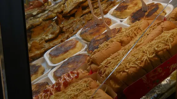 Medellin: Mencicipi Makanan Jalanan di Atap El Poblado