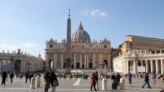 Rome: Private Vatican and Sistine Chapel Skip-the-Line Tour