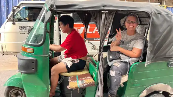 Manila Tuk-Tuk Adventure Hop-in and Hop-Off