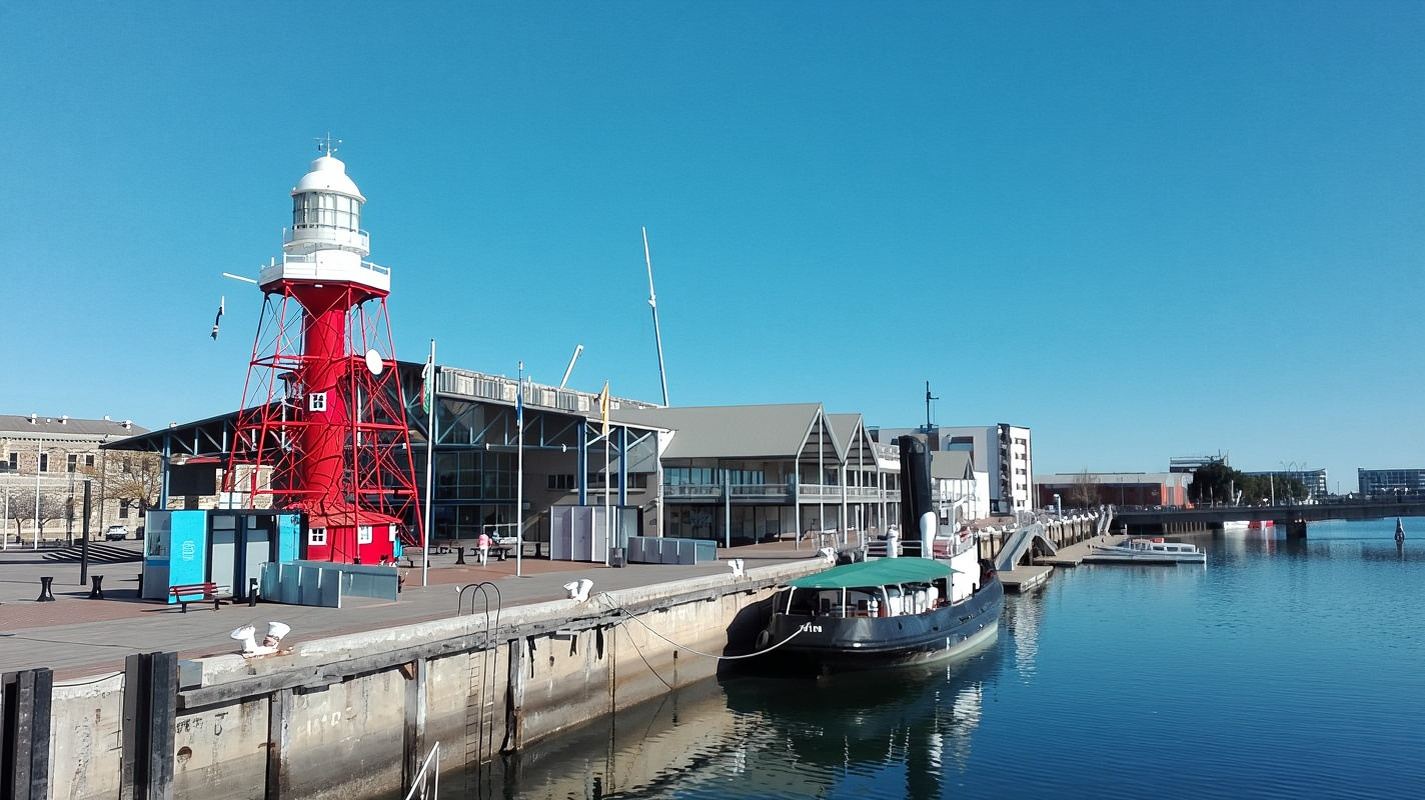 南澳阿德萊德 奔富酒莊+粉紅湖一日遊【2人成團*小眾路線】
