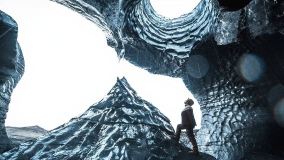 Katla Ice Cave Half-Day Super Jeep Adventure in Iceland|Game of Thrones Dragon Geode|Professional glacier guide