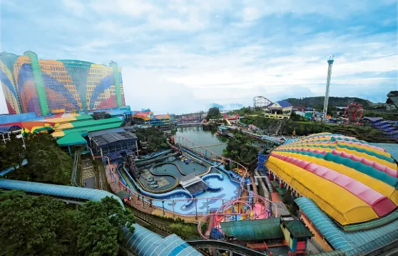 馬來西亞黑風洞鎮 + GENTING + 法日本村一日遊（含標準纜車）