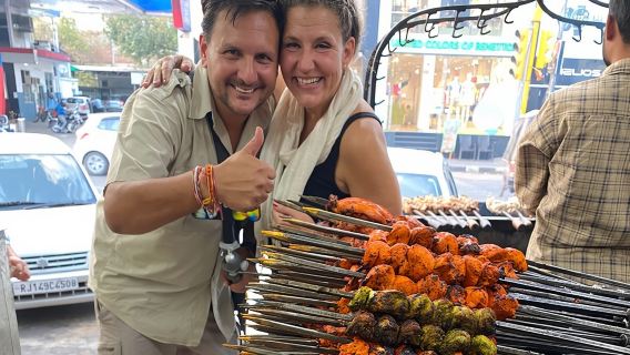 Tur Pasar & Kuliner Malam Jaipur: Nikmati Ujian Jaipur