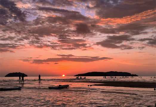 Tanjung Aru Beach Stand-Up Paddleboarding 2.5 hr [Kota Kinabalu Tanjung Aru Sunrise Sunset Paddleboarding 2.5 hr/Kayaking Sabah Malaysia]